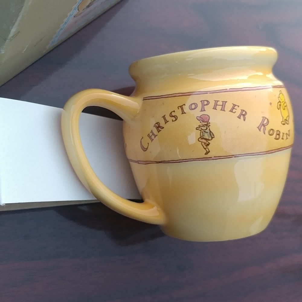 NWOT Charpénte Classic Winnie the Pooh Mug - Picture 2 of 7